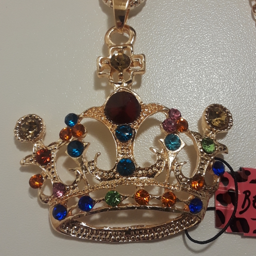 Betsey Johnson Crown necklace